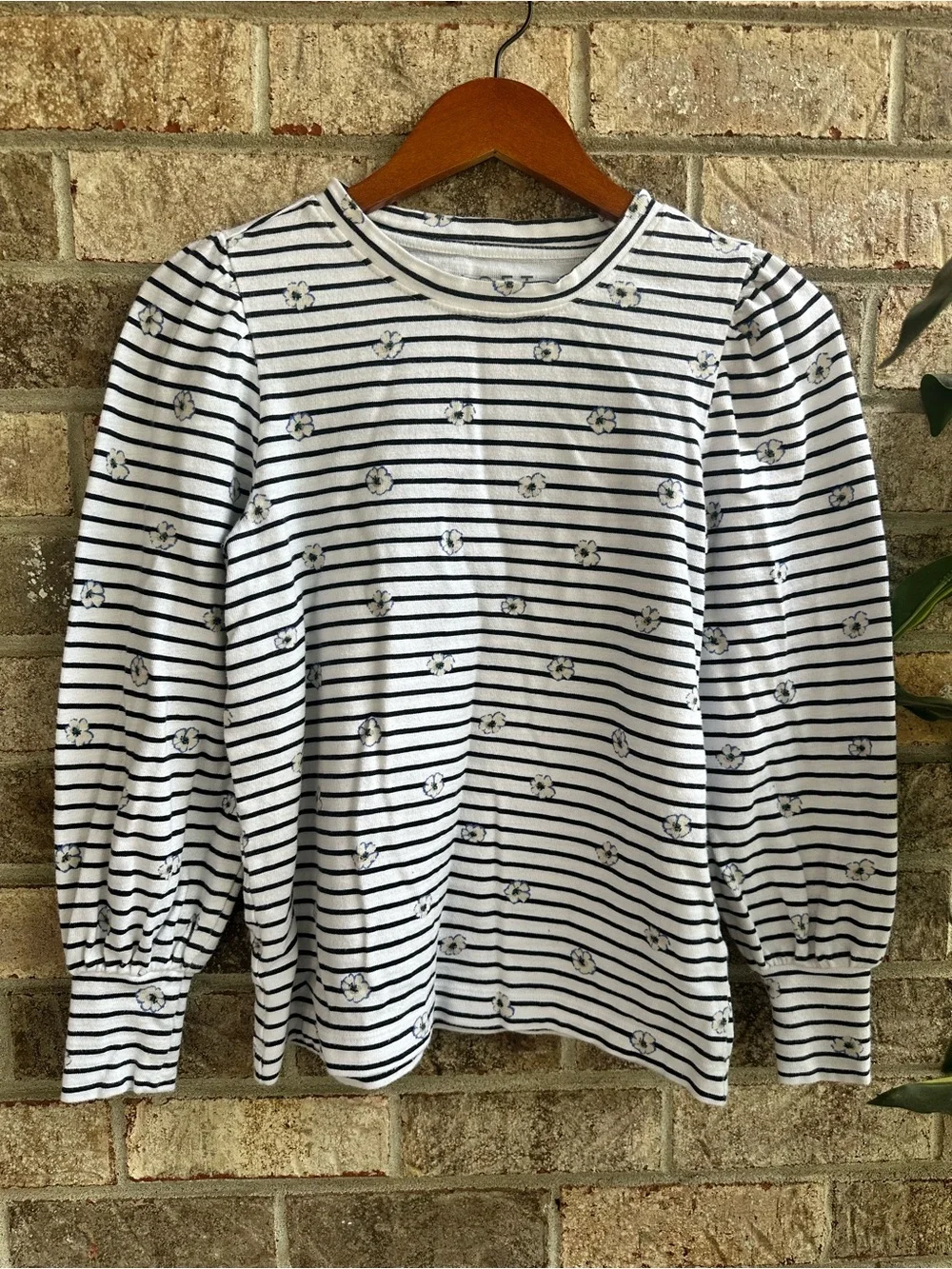 Loft Cottagecore Cotton Striped Puff-Sleeve Top with Floral Dots - Navy & White
